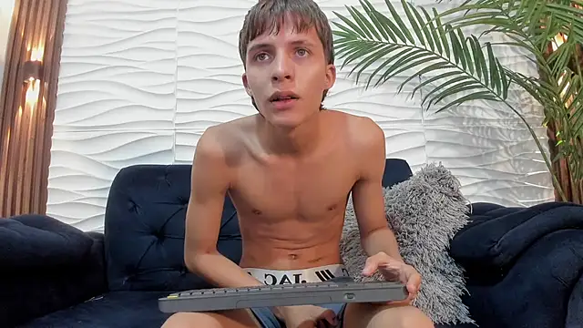 Pavo_tv Webcam Show