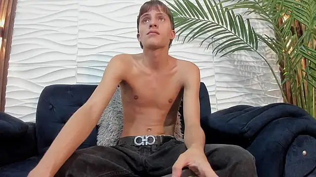 Pavo_tv Show Webcam
