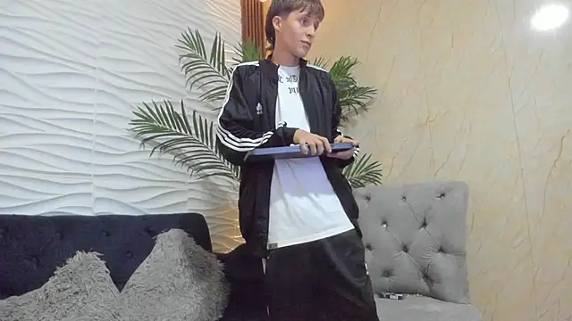 Pavo_tv – webcam-show