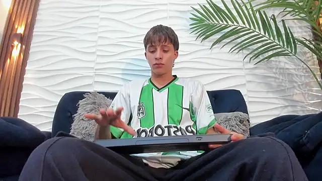 Pavo_tv 在線直播表演