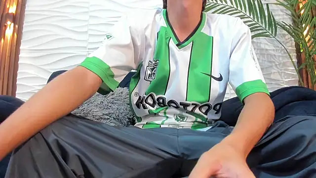 Pavo_tv webkamerás műsora