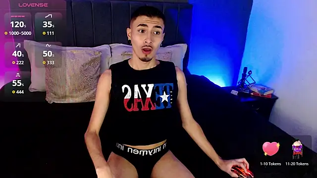 Toyboy_richard's Webcam Show
