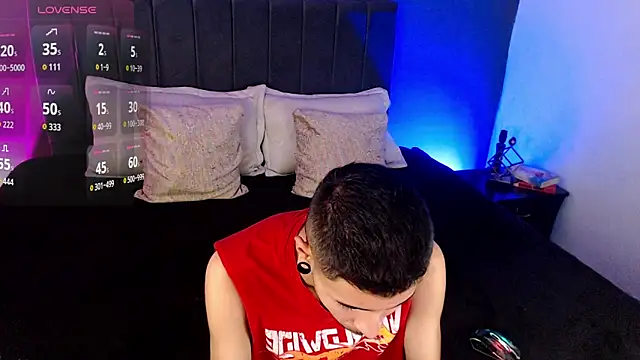 عرض كام Toyboy_richard
