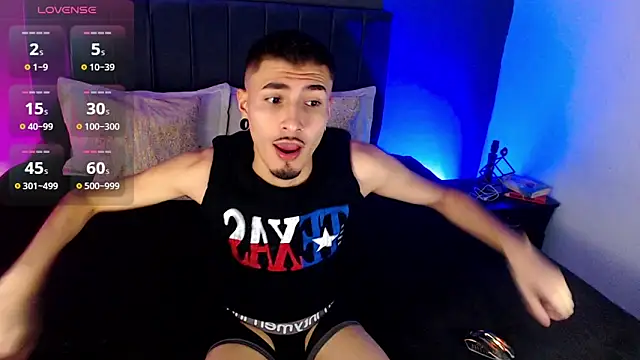 Toyboy_richard 在線直播表演