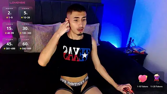 Toyboy_richard Webcamshow