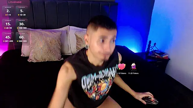הופעת וובקאם של Toyboy_richard