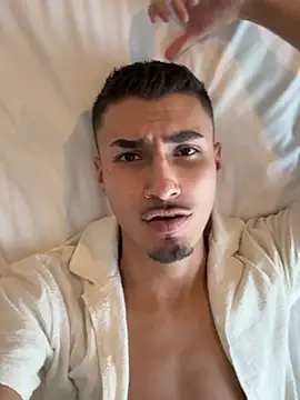 Toyboy_richard Webcam Show