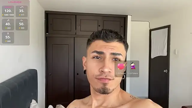 Toyboy_richard Webcam Show