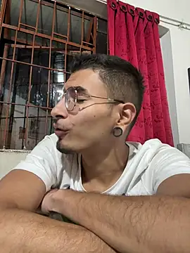 Toyboy_richard 网络视讯表演