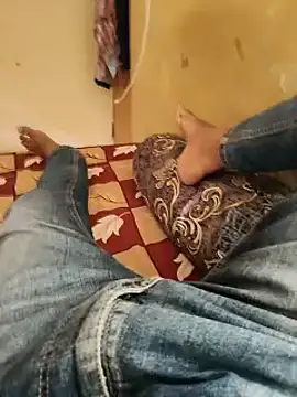 Gujjuuboys Webcam-Show