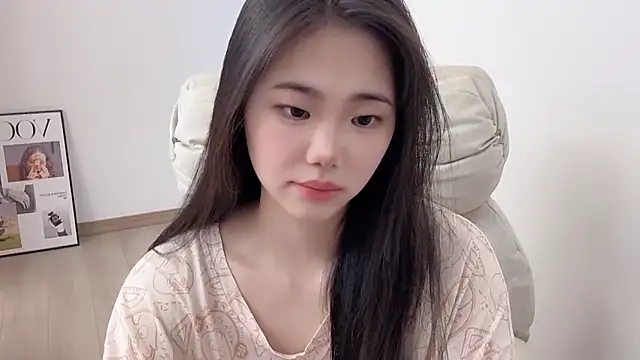 suki-1 Live Chatraum