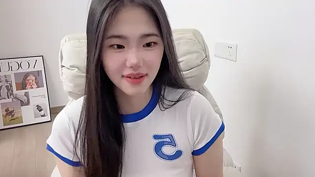 Chat XXX Live suki-1