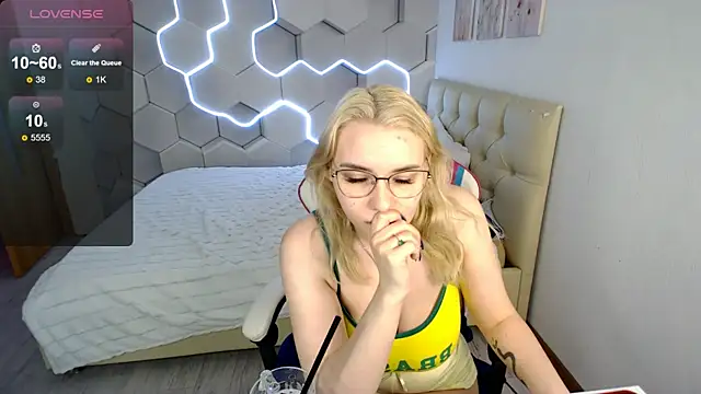 Chat XXX en directo de aliicemeow