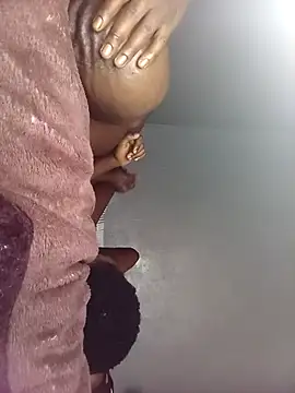 Show modela melaninbaebyy na web-kameri