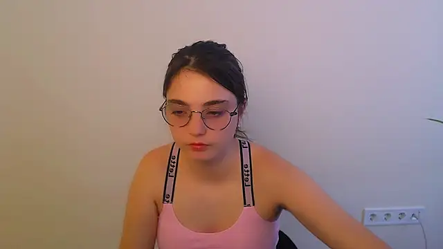 Sun_Shine__'s Live XXX Chat