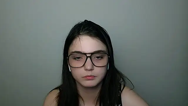 Sun_Shine__ – Naživo XXX chat