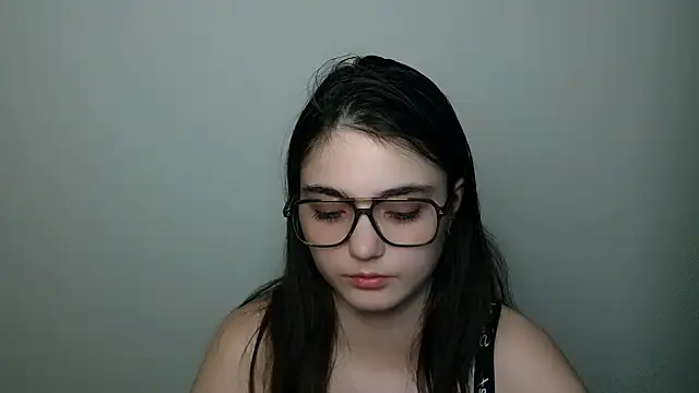 Sun_Shine__ – Naživo XXX chat