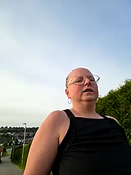 Živá chatovací místnost _Becca_und_Nimmersatt_