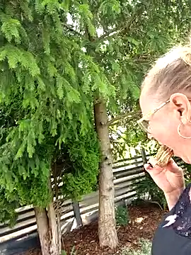 _Becca_und_Nimmersatt_のウェブカメラショー