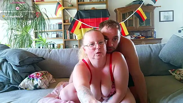 _Becca_und_Nimmersatt_ 网络视讯表演