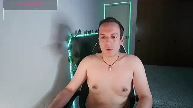 Cerso1: вебкам-шоу