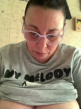LupitaHaze live XXX chat