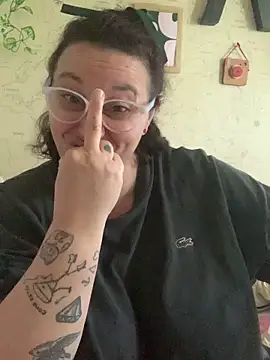 LupitaHaze's Live XXX Chat