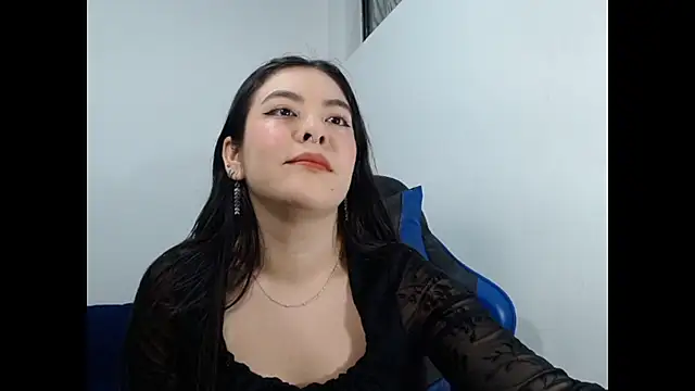 EloiseJun's Live XXX Chat