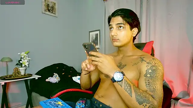 Rebor_phoenix1 Webcam Show