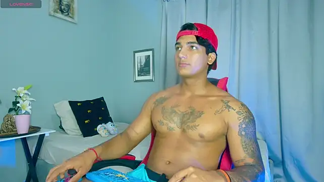 Show modela Rebor_phoenix1 na web-kameri