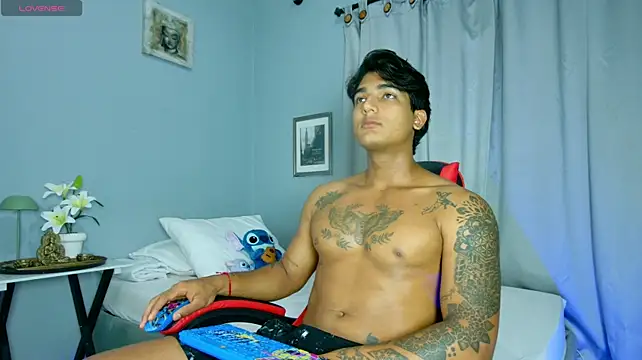 Rebor_phoenix1 Show Webcam