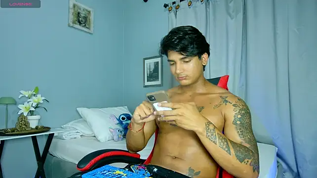 Rebor_phoenix1 webcam show