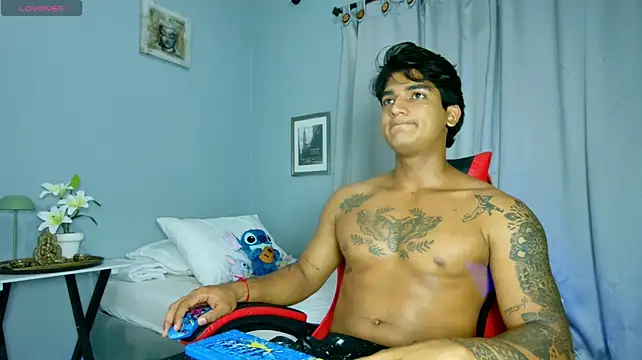 Rebor_phoenix1 webkamerás műsora