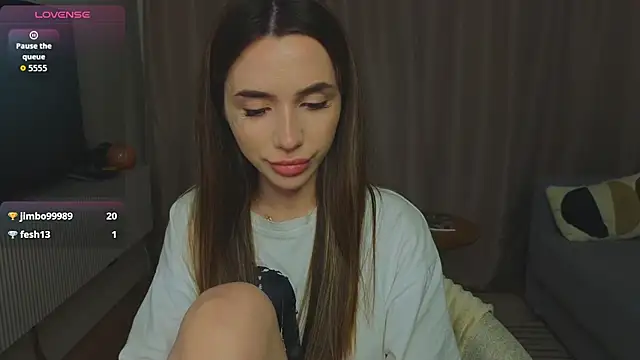 shuggybaby Adlı Modelin Canlı XXX Sohbeti