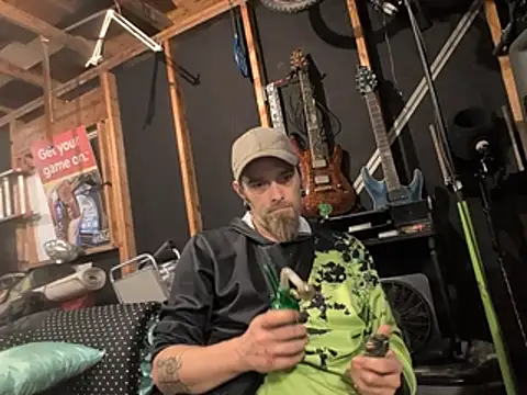 thejuicybacon Show in webcam