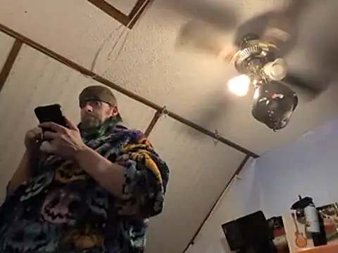 thejuicybacon Show in webcam