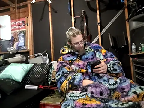 thejuicybacon Show in webcam