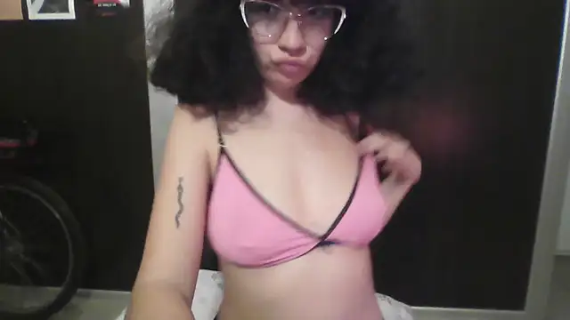 loliporomero webcam show