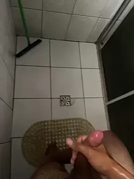 thomasllucas Show in webcam