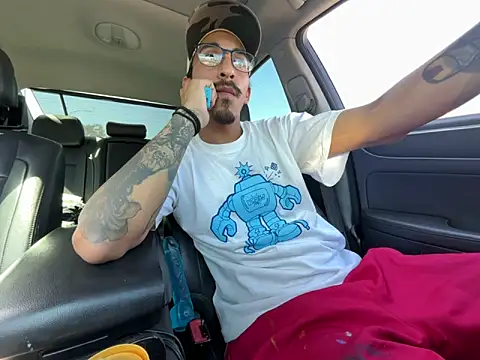 bigdickkane300's Webcam Show