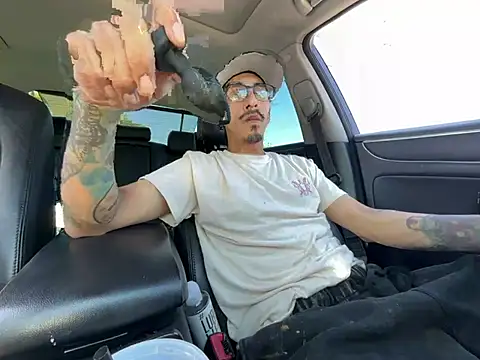 bigdickkane300's Webcam Show