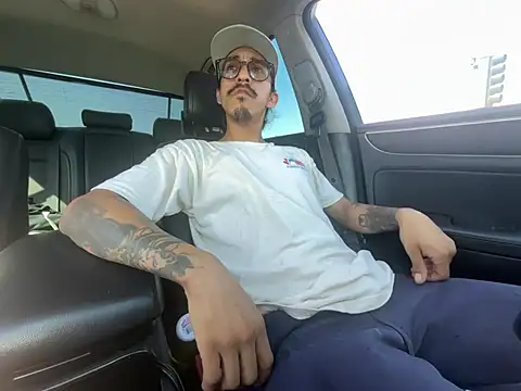 bigdickkane300's Webcam Show