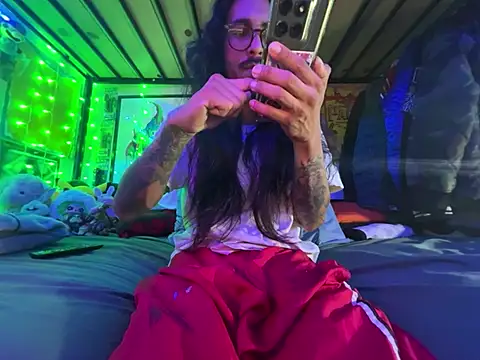 bigdickkane300 Pertunjukan Webcam