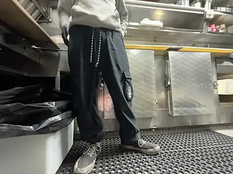 bigdickkane300 Show in webcam