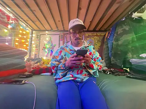 הופעת וובקאם של bigdickkane300