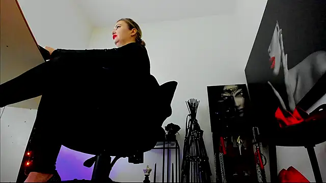 MistressDemisweet Webcam Show