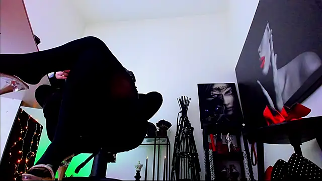 MistressDemisweet's Webcam Show