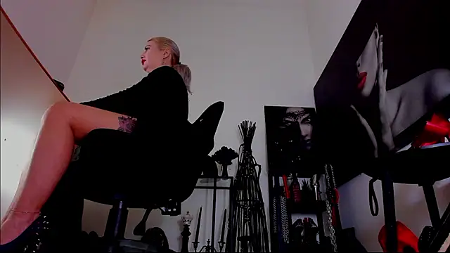 MistressDemi – webcam-show