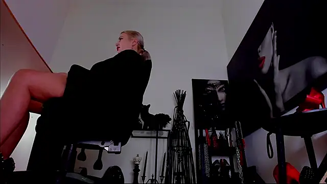 MistressDemi Webcam show