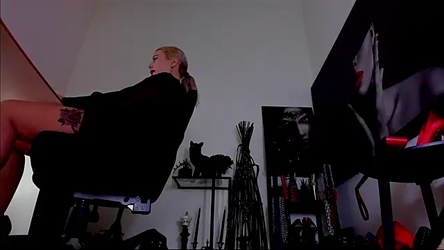 MistressDemi Webcam Show